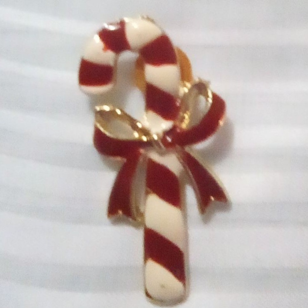 Christmas Holiday Pin Lot Candy Cane‎ Moose Snowman Snowball Festive Brooches